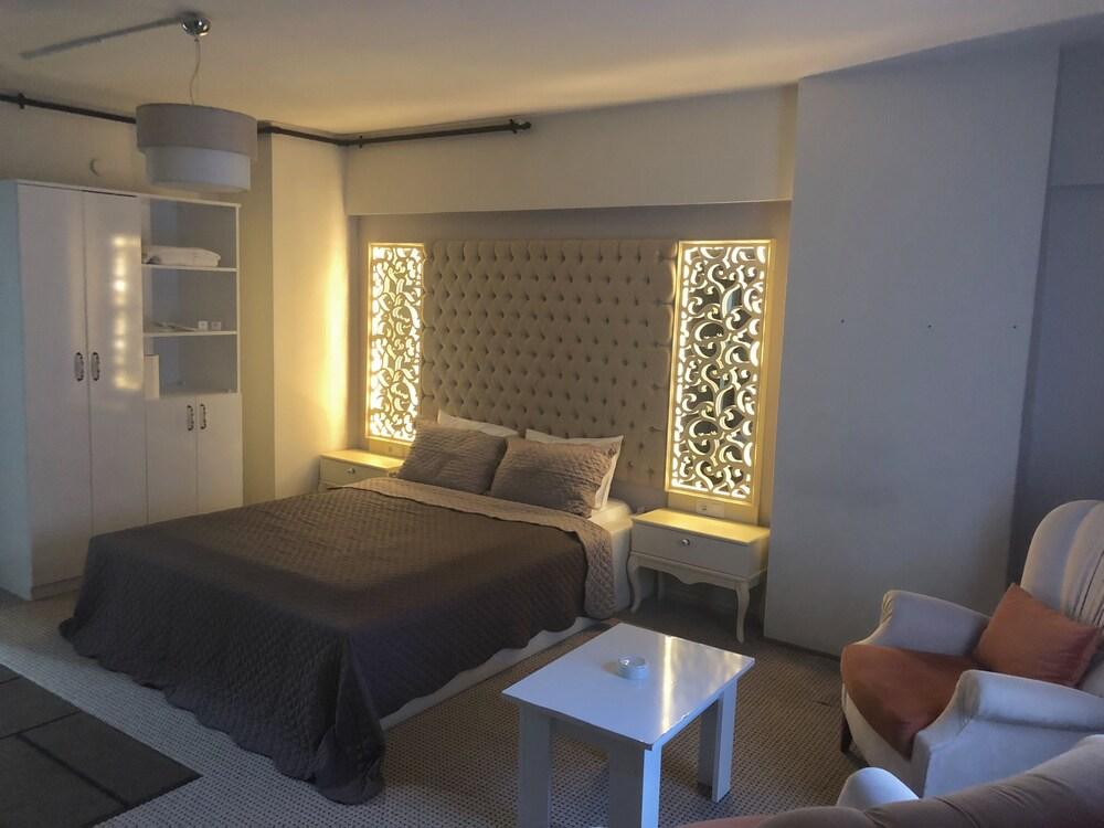 Lizzia Butik Hotel Istanbul Bagian luar foto